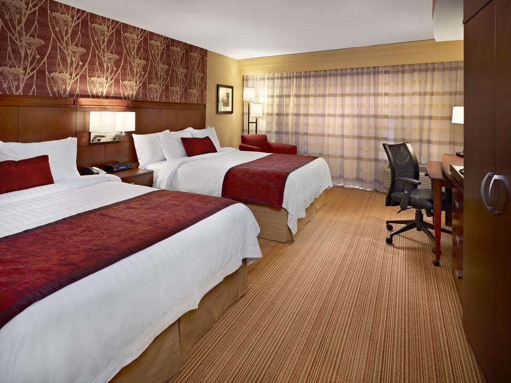 Courtyard By Marriott Edmonton West Hotel Eksteriør billede