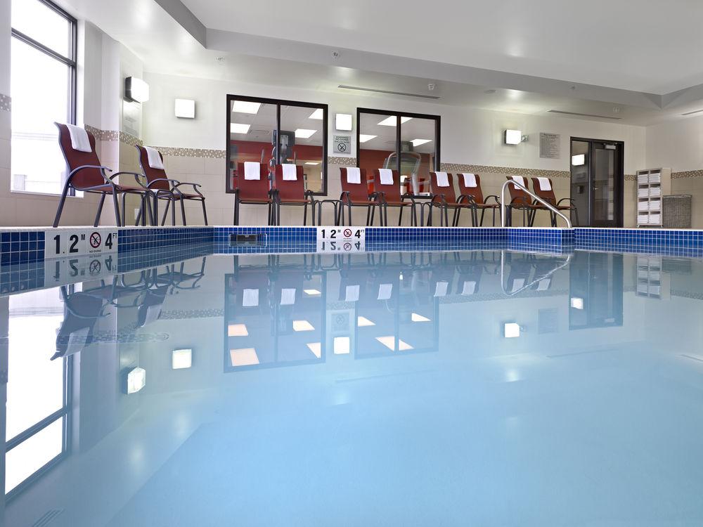 Courtyard By Marriott Edmonton West Hotel Eksteriør billede
