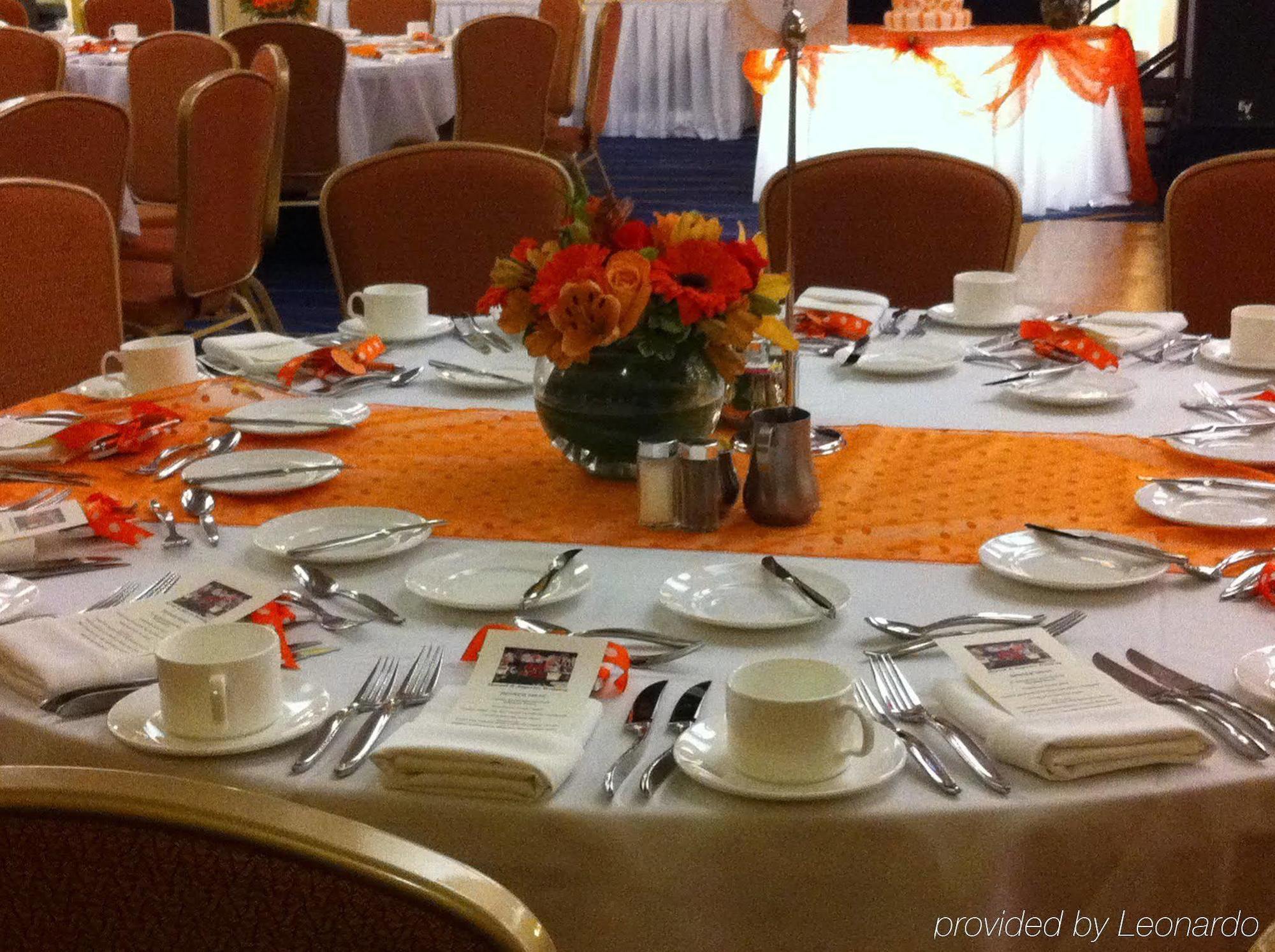 Courtyard By Marriott Edmonton West Hotel Restaurant billede