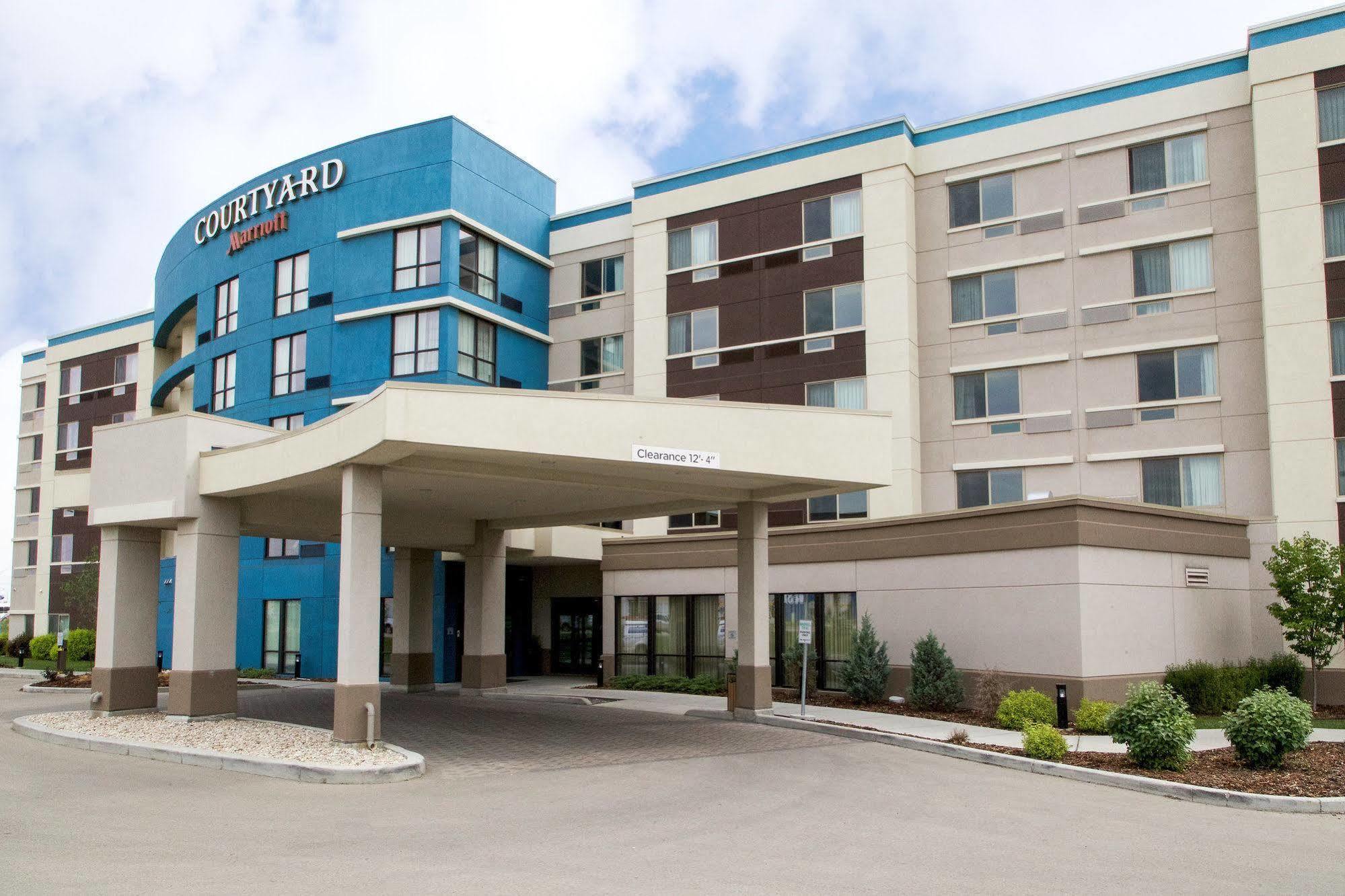 Courtyard By Marriott Edmonton West Hotel Eksteriør billede