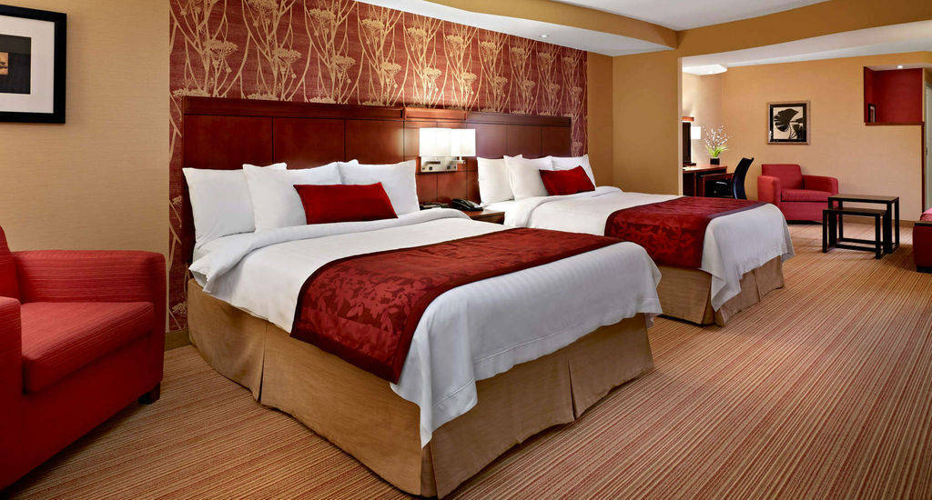Courtyard By Marriott Edmonton West Hotel Eksteriør billede